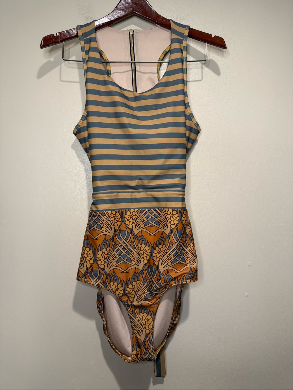 Albion Fit Dorothy One Piece Swim Golden Hour size XL - Picture 3 of 16